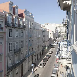 apartment-andrade-lisbon.hotels-lisbon-portugal.com/